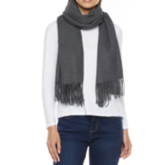 Liz Claiborne Charcoal Grey Oblong Scarf / Wrap with Fringe - Picture 8 of 8